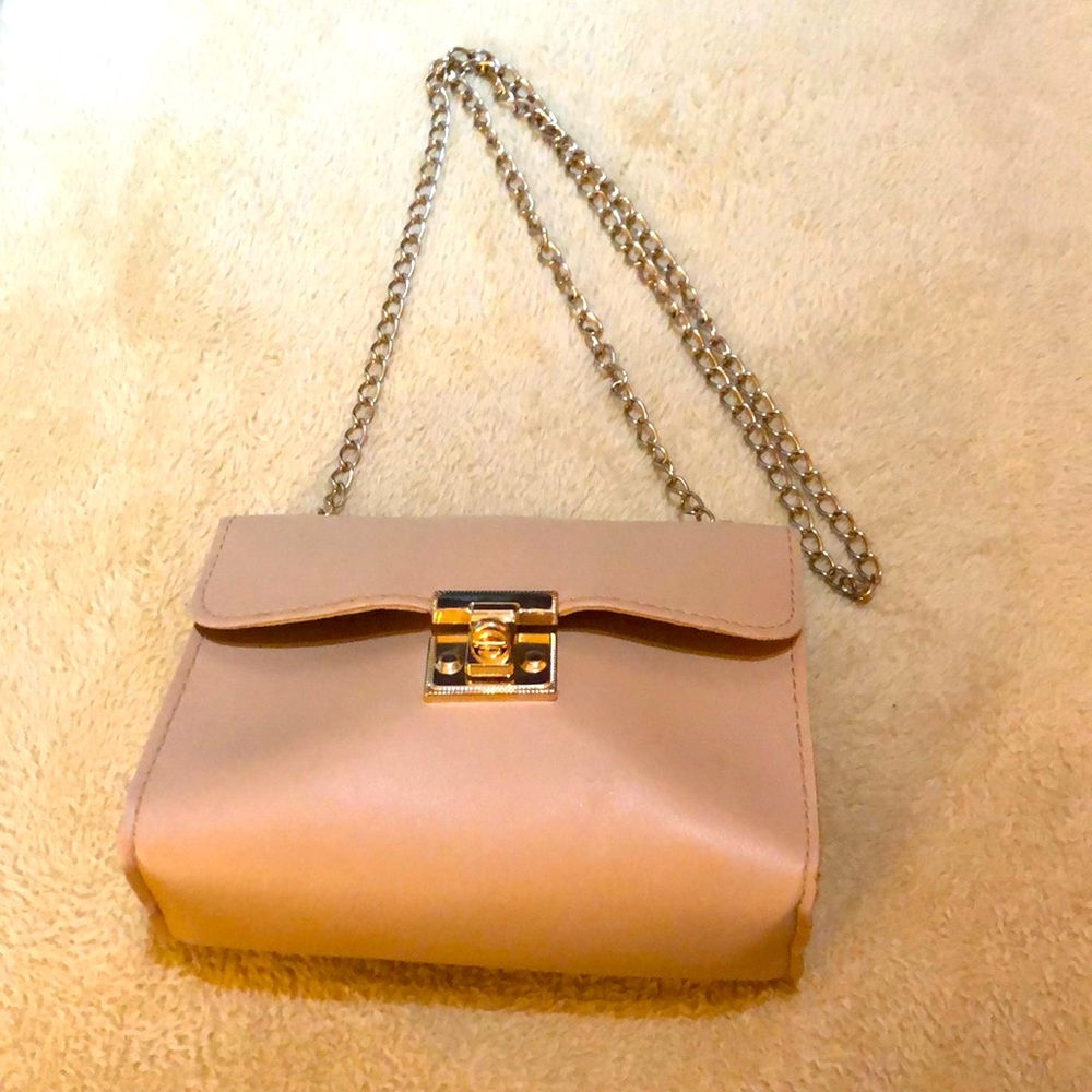 Nude purse